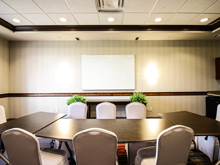 Waterloo Suites - TRADEMARK - by Wyndham Boardroom